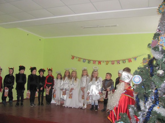 Charity presents for children in Rava-Ruska’s boarding school